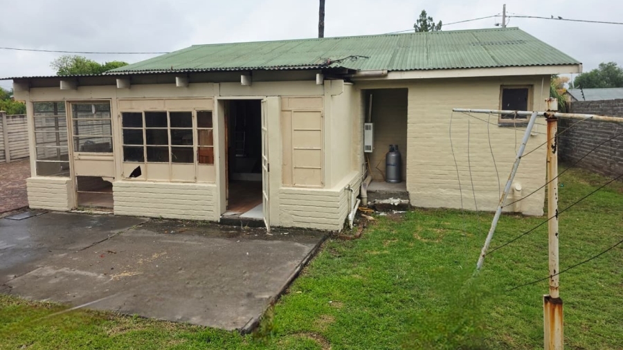 2 Bedroom Property for Sale in Oos Einde North West